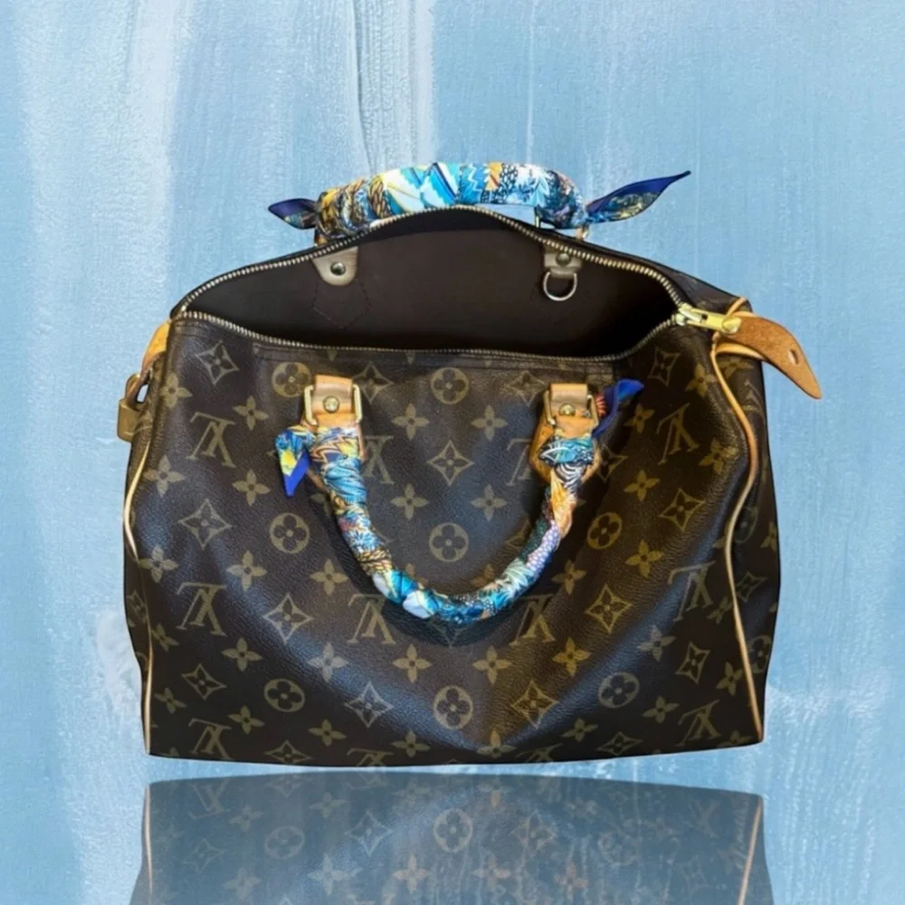 💕HERMES Silk Twilly Ribbon Scarf "Jeu de Soie Uniforme" • Rose Vif, Noir, Rose - Picture 14 of 15